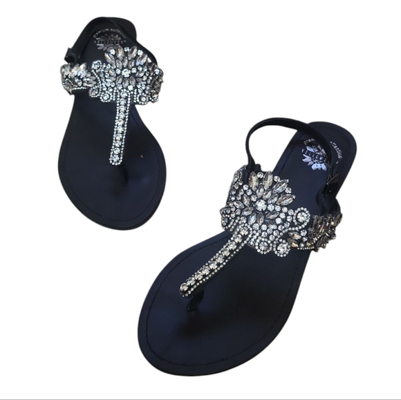Yellow Box Women's Black P-Vallen Embellished Thong Sandals - Picture 1 of 7